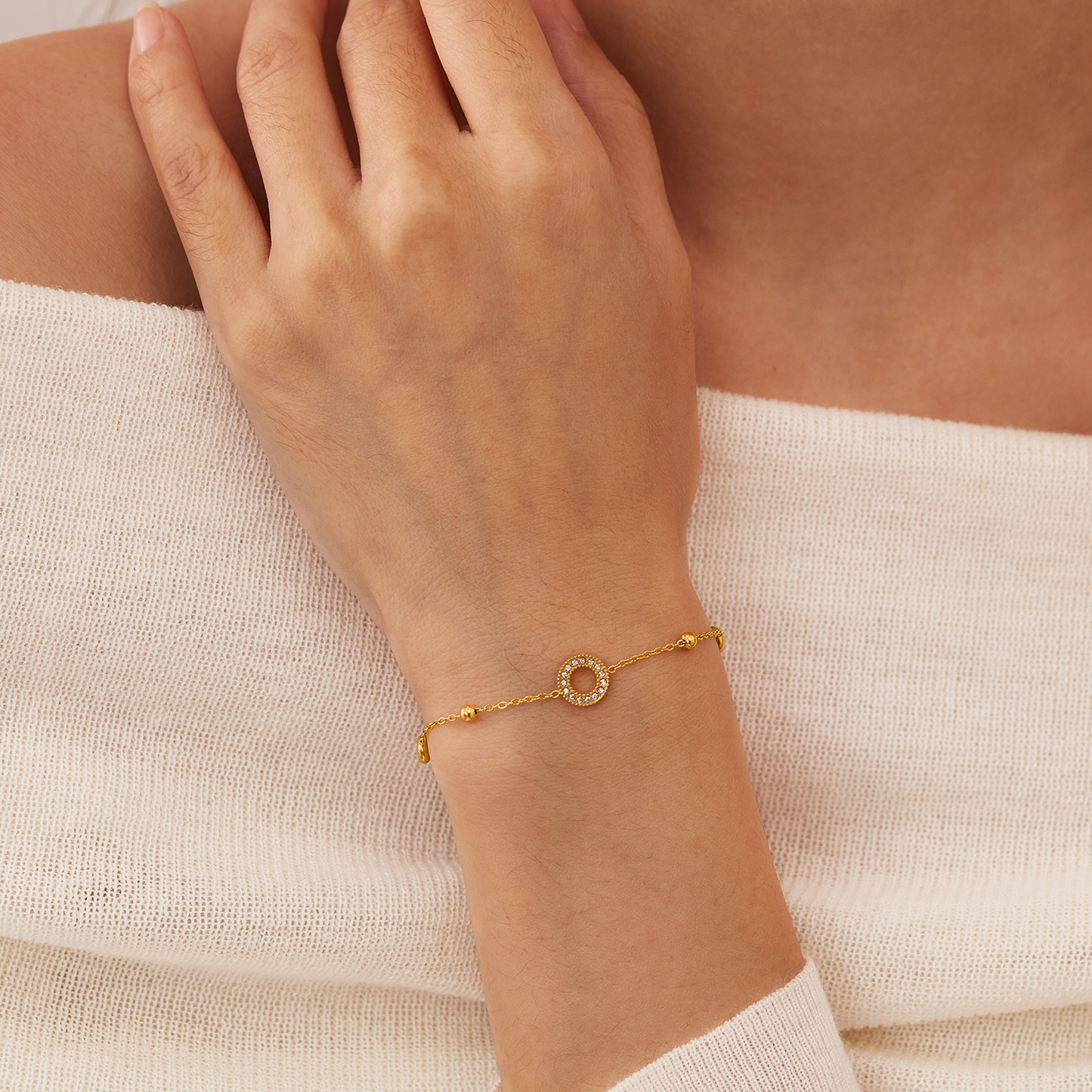 Auric Elegance | Bracciale di Lusso in Oro